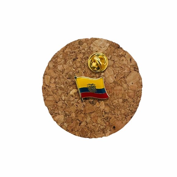 ✨Ecuadorian Flag Enamel Pin Yellow Blue Red Broch Patriotic National Emblem✨ - Picture 4 of 7